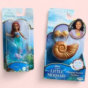 Disney Princess Ariel The Little Mermaid Figure Doll Necklace Toy Lot New in Box